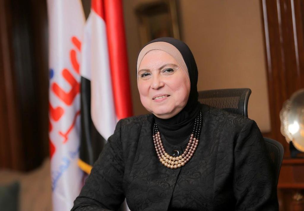 نيفين جامع: جهاز تنمية المشروعات يعمل علي تنفيذ توجيهات الدولة ومراعاة الاشتراطات البيئية في كافة المشروعات التي يقدم لها الدعم