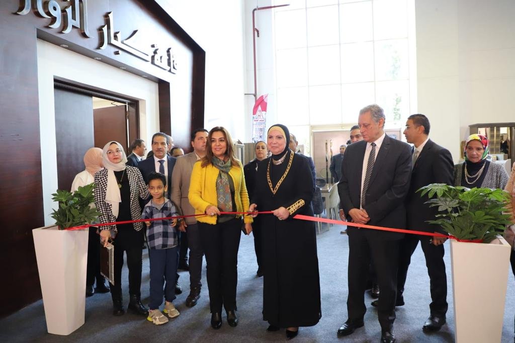 في افتتاح معرض صنع في دمياط نيفين جامع: مولنا مشروعات الاثاث في دمياط ب ٢٤٠ مليون جنيه خلال ٨ سنوات