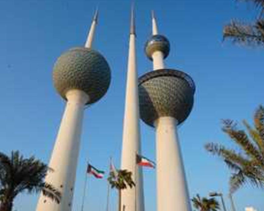 استثناء وافدي دول عربية من شروط تجديد الإقامة في الكويت.. ما هى؟