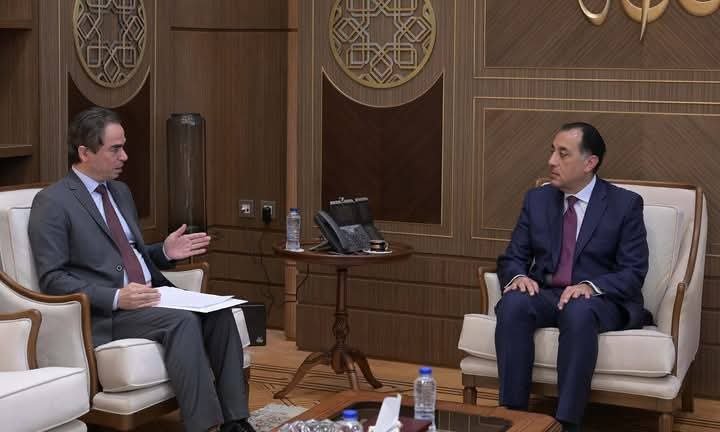 رئيس الوزراء يتابع مع رئيس الهيئة الوطنية للإعلام ملفات العمل في الفترة الماضية..مدبولي: عودة ماسبيرو لسابق عهده حلم نأمل جميعاً تحقيقه..  المسلماني: نعمل على تجهيز مؤتمر الأرشيف الوطني بالتعاون مع عدد من الجهات في الدولة المصرية التي تمتلك أرشيفاً مميزاً