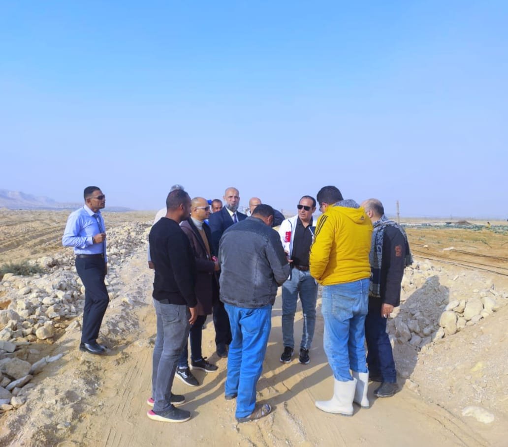 مدير مديرية الزراعة يلتقي بالمزارعين بالتجمعات التنموية الجديدة