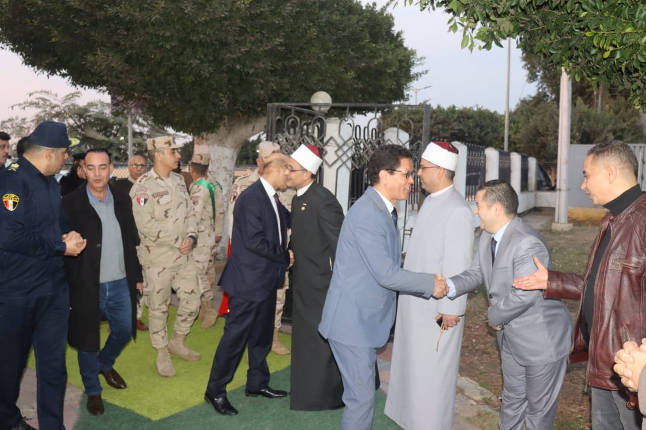 محافظ القليوبية يشهد احتفال مديرية الاوقاف بمناسبة ذكري الإسراء والمعراج بمسجد ناصر بمدينة بنها