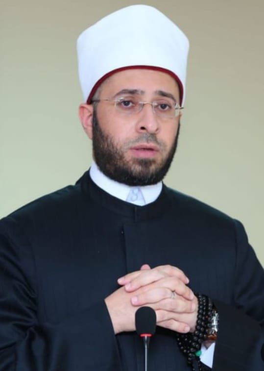 ” حسين النجار “يكتب :  ” اللؤلؤ والمرجان “