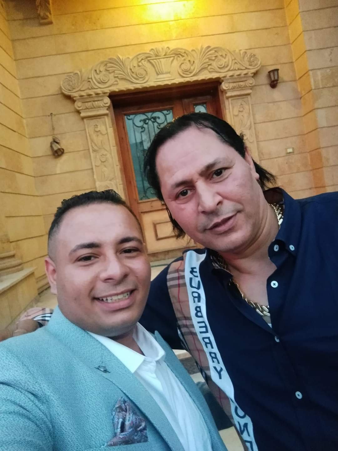 رجل الاعمال صاحب مؤسسة Gold وليد المرسي يهنئ المهندس يحي الصعيدي صاحب شركة Gtc