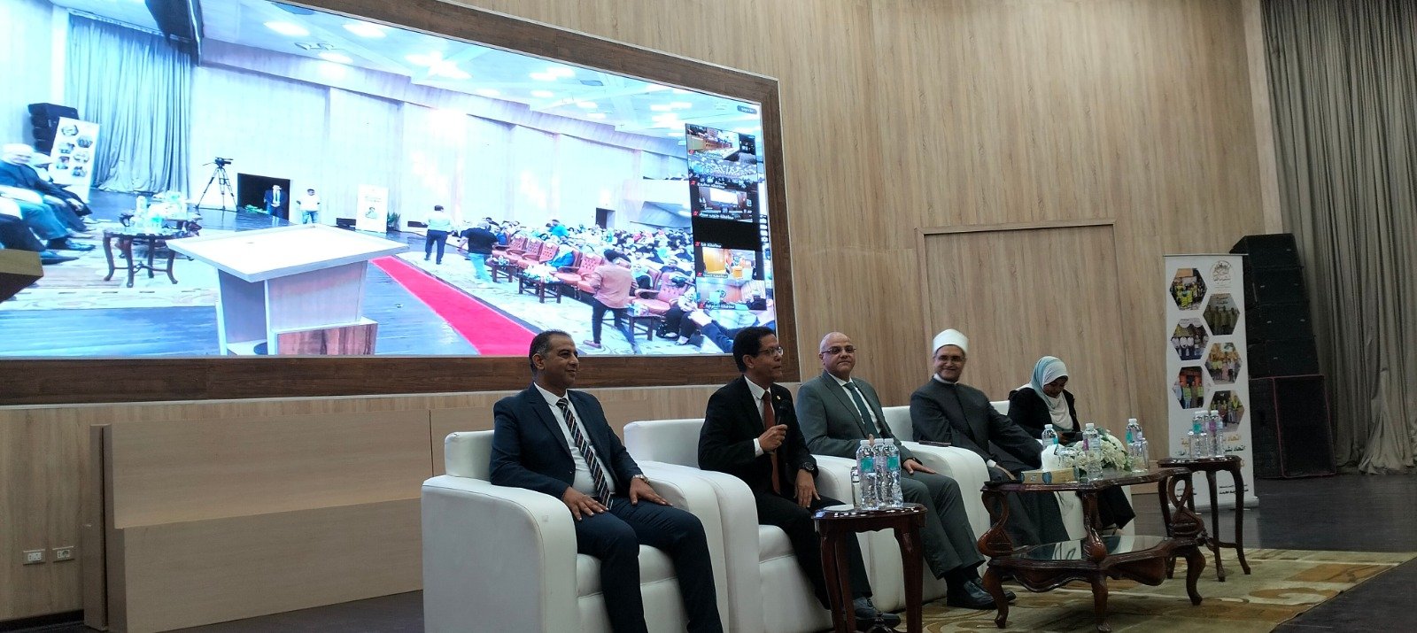 بحضور محافظ القليوبية ورئيس جامعة بنها.. انطلاق مبادرة “صحح مفاهيمك” التي أطلقتها وزارة الأوقاف بالتعاون مع وزارة الشباب والرياضة