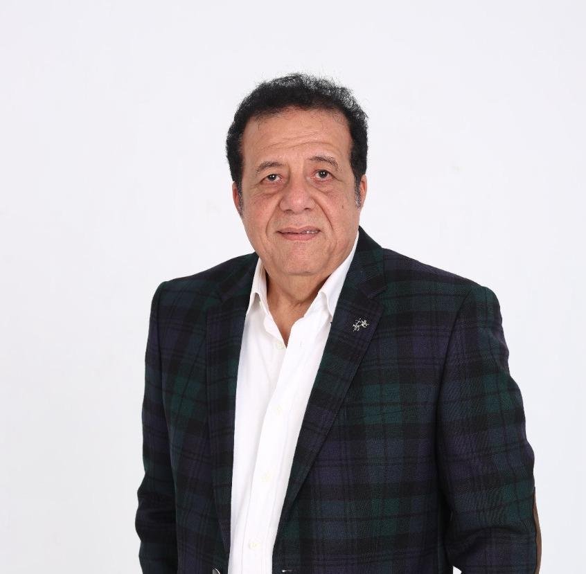 عاطف عبد اللطيف يخوض سباق انتخابات غرفة صناعة السينما