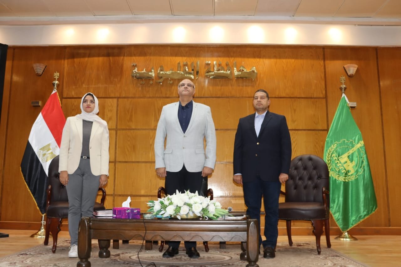 محافظ القليوبية يترأس اجتماع المجلس التنفيذي لمناقشة خطة المحافظة والمشروعات الجاري تنفيذها