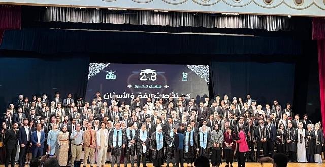 بحضور رموز التعليم العالى ونقيب أطباء أسنان القاهرة.. الجامعة المصرية الروسية تحتفل بتخريج الدفعة الـ7 من أطباء الأسنان