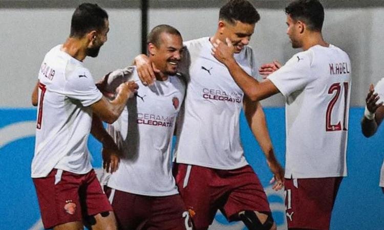 سيراميكا يفوز على فاركو ويحافظ على الصدارة