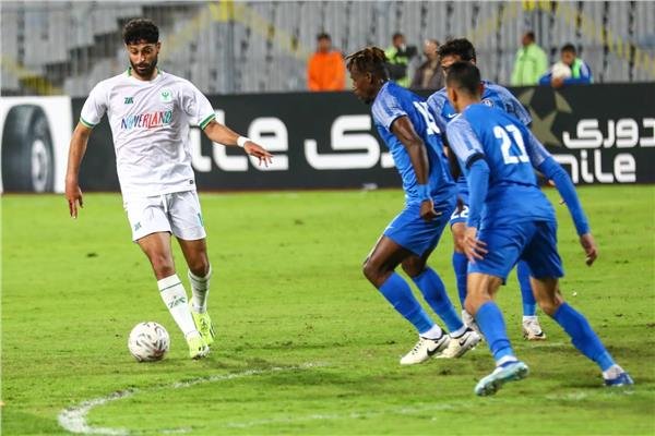 تعادل بطعم الهزيمة للمصري وسموحة في الدوري