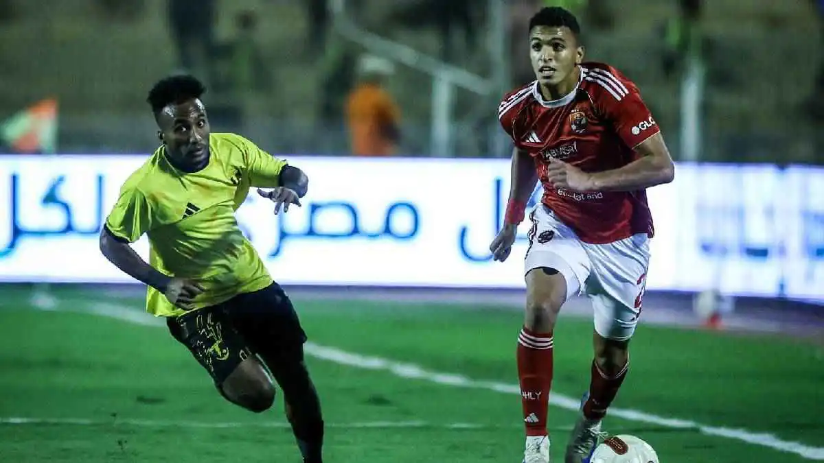 الأهلي ينقض على الكهرباء برباعية.. ويتساوى في عدد النقاط بالدوري