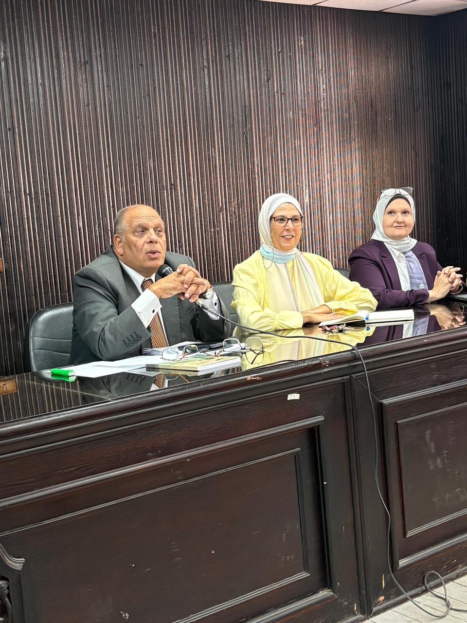 آداب بنها تنظم ندوة عن “الإعلام ونصر أكتوبر” احتفالًا بالذكرى الـ 52 لانتصارات أكتوبر المجيدة