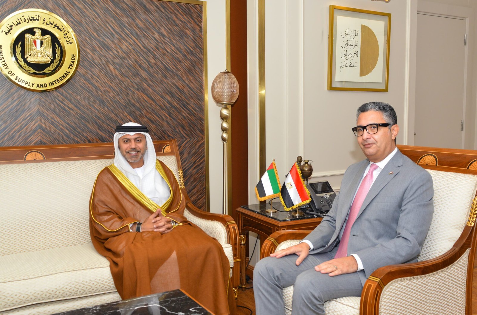 وزير التموين  يستقبل السفير حمد الزعابي سفير دولة الامارات العربية المتحدة لبحث سبل التعاون المشترك بين مصر والإمارات