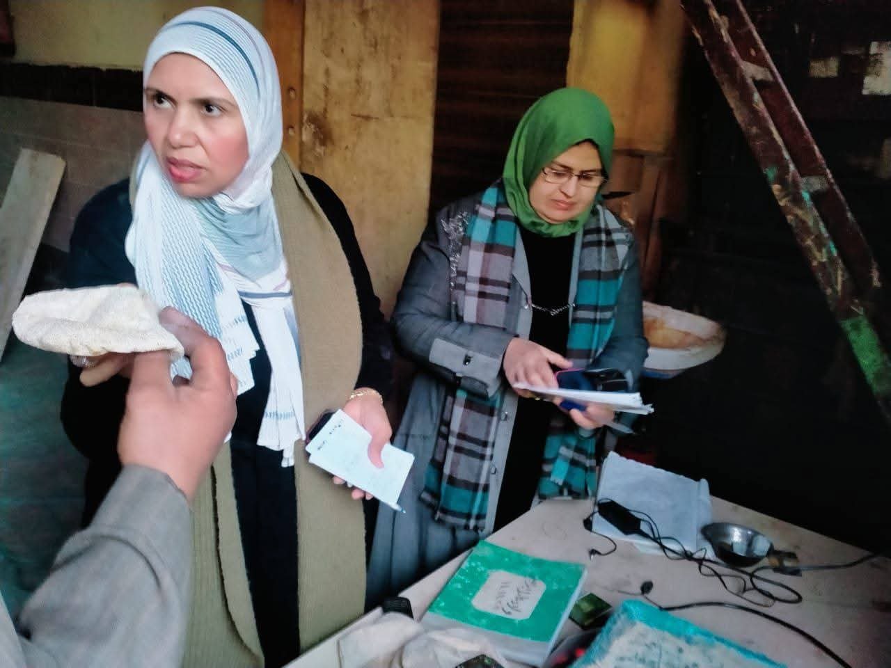 تموين القليوبية يحرر عدد ( ٦٢ ) مخالفة تموينية متنوعة و يضبط أحد الثلاجات بنطاق دائرة حي شرق شبرا الخيمة