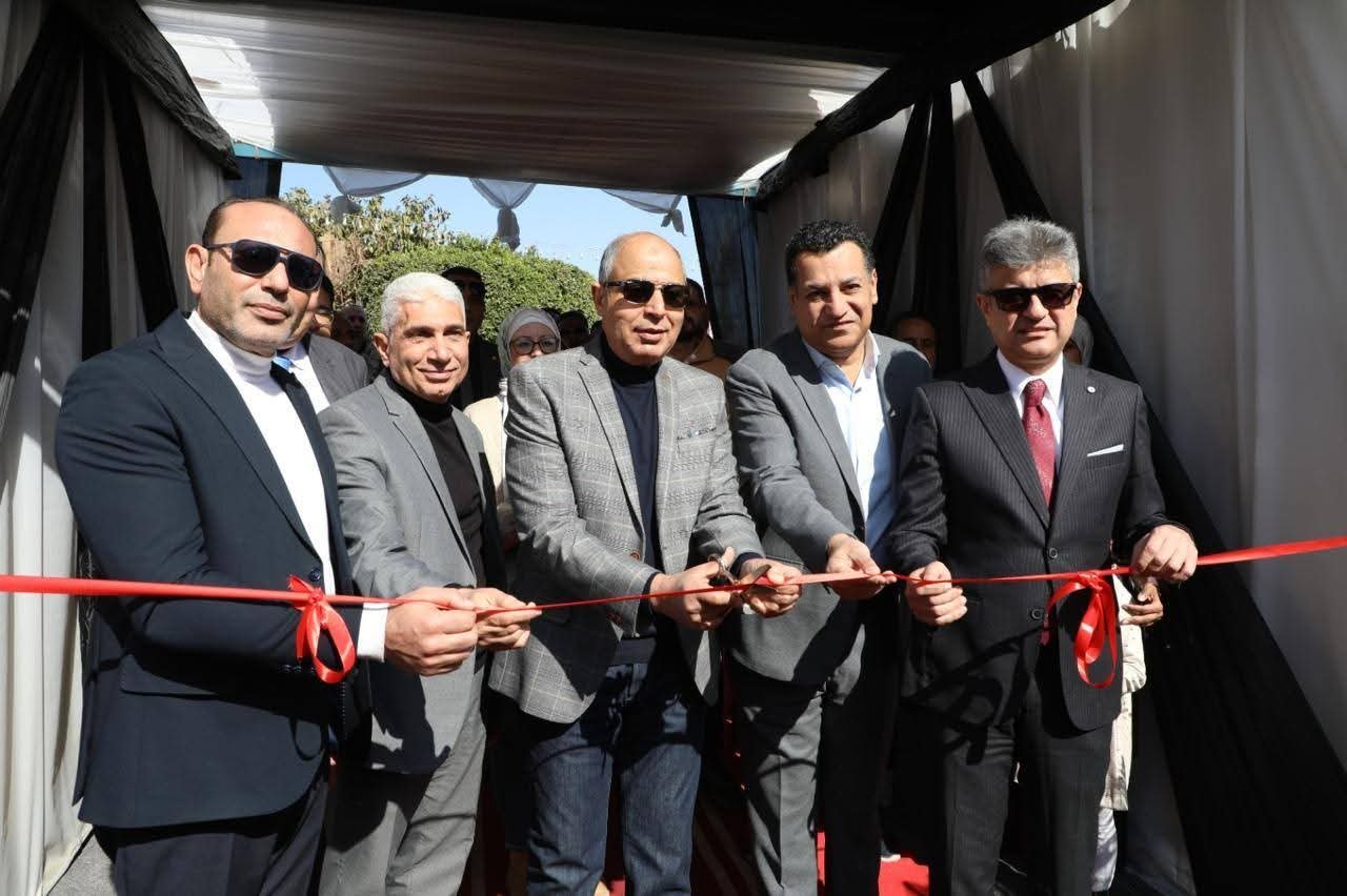 محافظ المنيا يفتتح معرض ” أوكازيون دمياط ” للأثاث