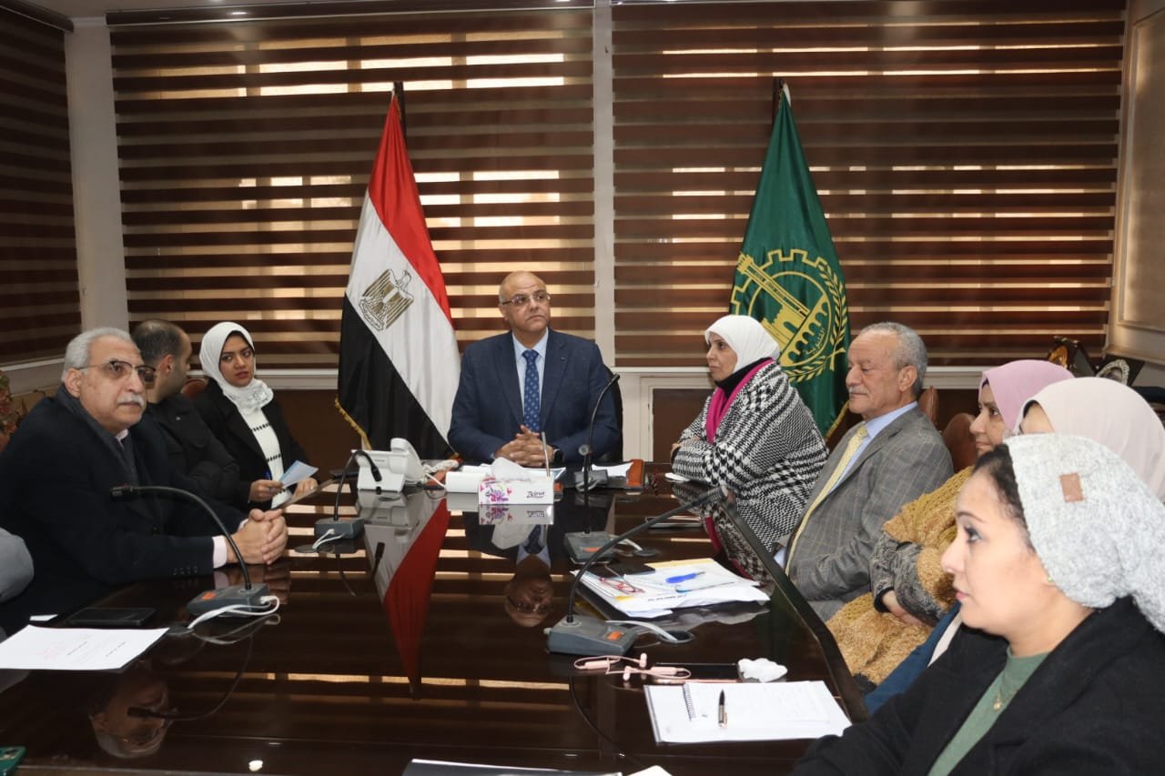 محافظ القليوبية يترأس اجتماعاً موسعاً لتحديث المخطط الاستراتيجي لمدينة الخصوص بعد اضافة 67 فدان مخصصة خدمات للمدينة