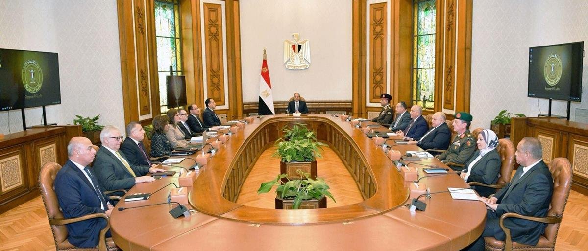 السيسي يجتمع مع مجلس أمناء الأكاديمية الوطنية لتدريب وتأهيل الشباب