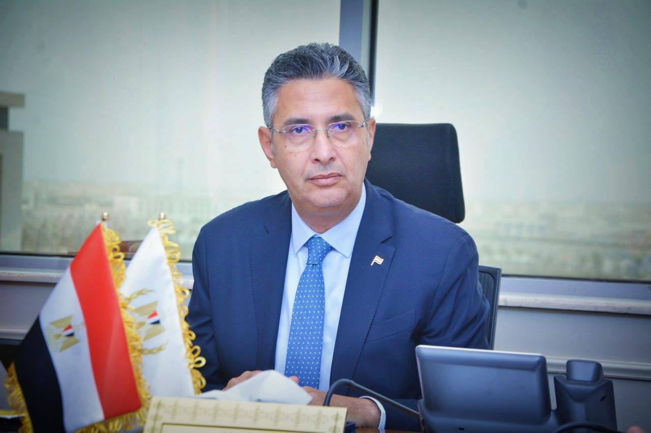 لضبط الأسواق خلال عيد الفطر.. وزير التموين يوجه   بتشديد الرقابة الميدانية على الأسواق والأنشطة التموينية