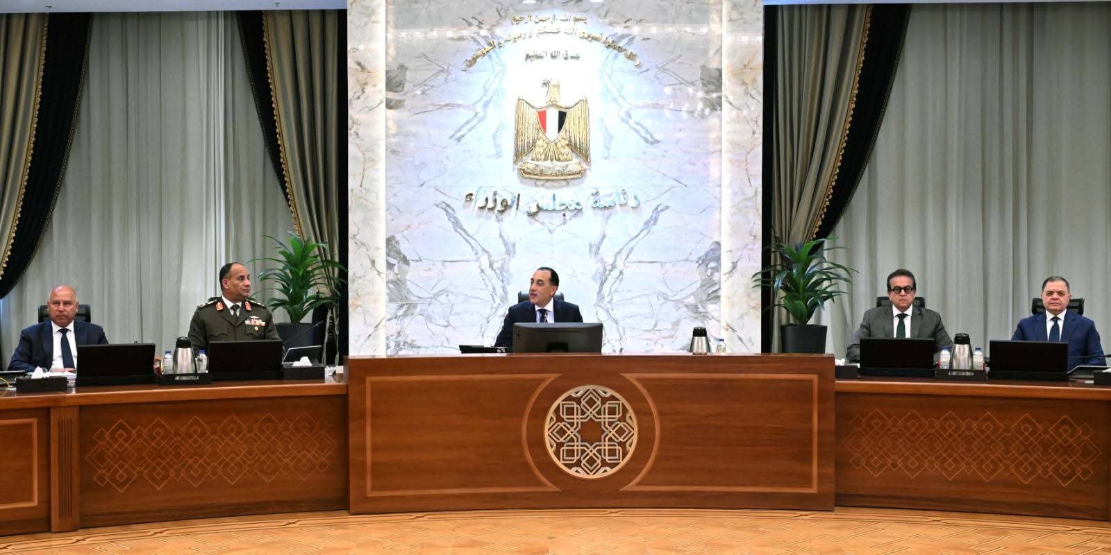 مجلس الوزراء: توجيهات من فخامة الرئيس بضرورة استمرار العمل على تحسين جودة الخدمات
