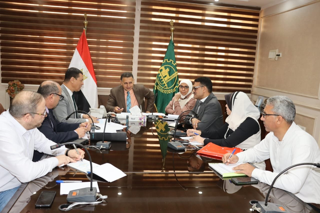 فودة يؤكد تكثيف التنسيق مع الجهاز التنفيذي للإسراع بنهو مشروعات مياه الشرب والصرف الصحي بالقليوبية