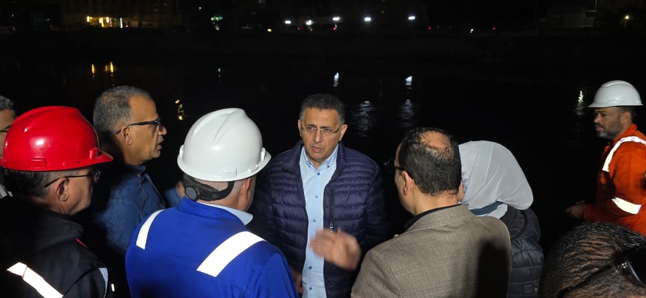 لليوم الثاني على التوالي.. محافظ القليوبية يتوجه إلى موقع احتواء تسريب سولار بترعة الإسماعيلية ويشدد على سرعة وقف مصدر التلوث