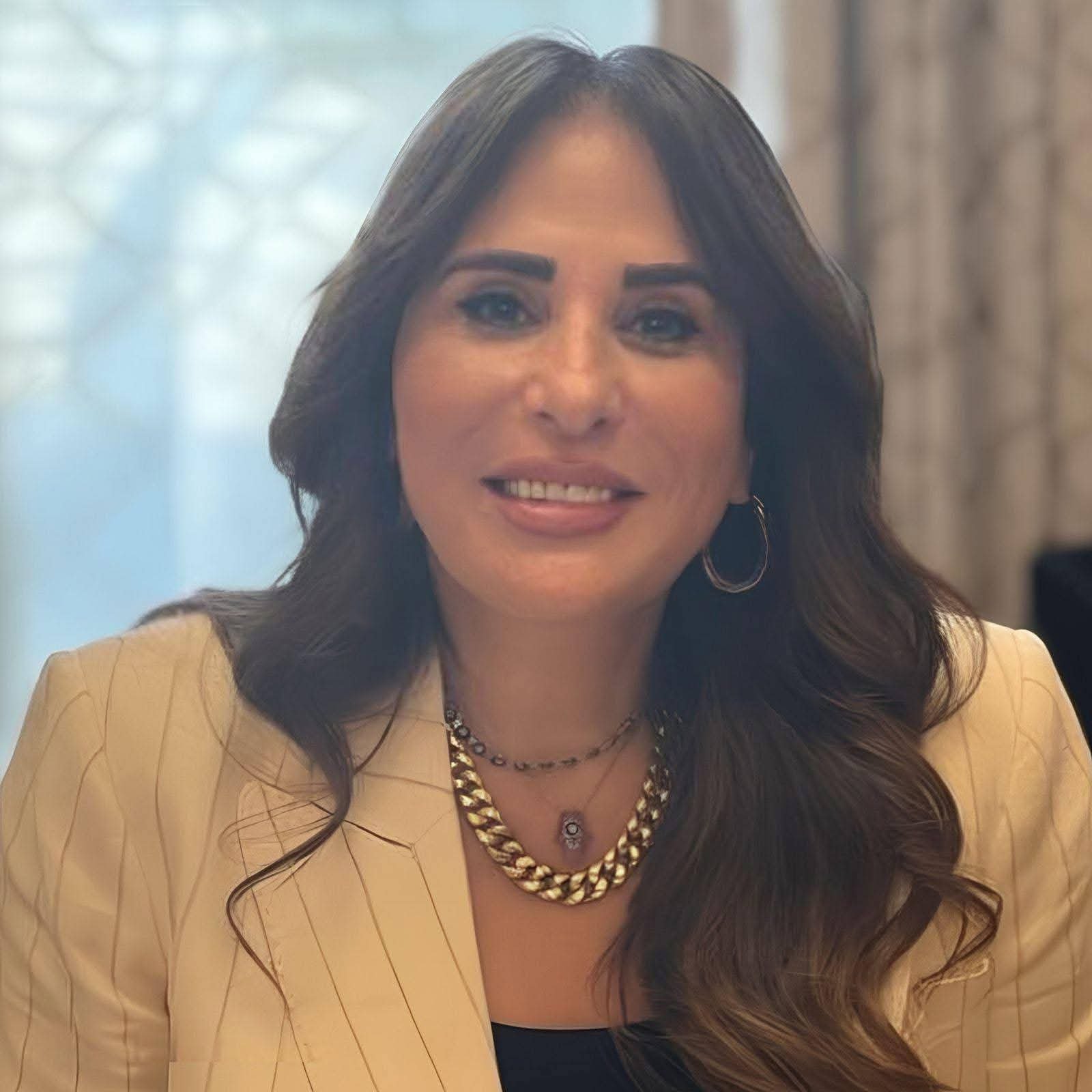 وزيرة الإسكان تتابع الموقف التنفيذي لمشروعات الطرق والمرافق
