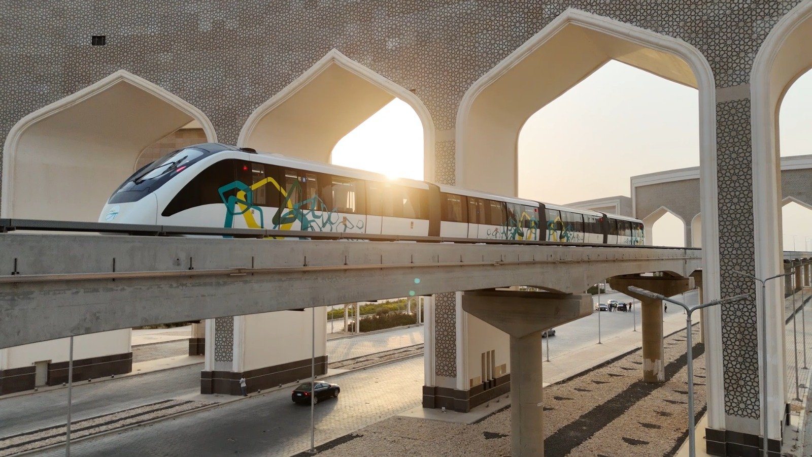 بدء التشغيل التجاري لمونوريل شرق النيل وتعزيز الربط الحضري في القاهرة الكبرى