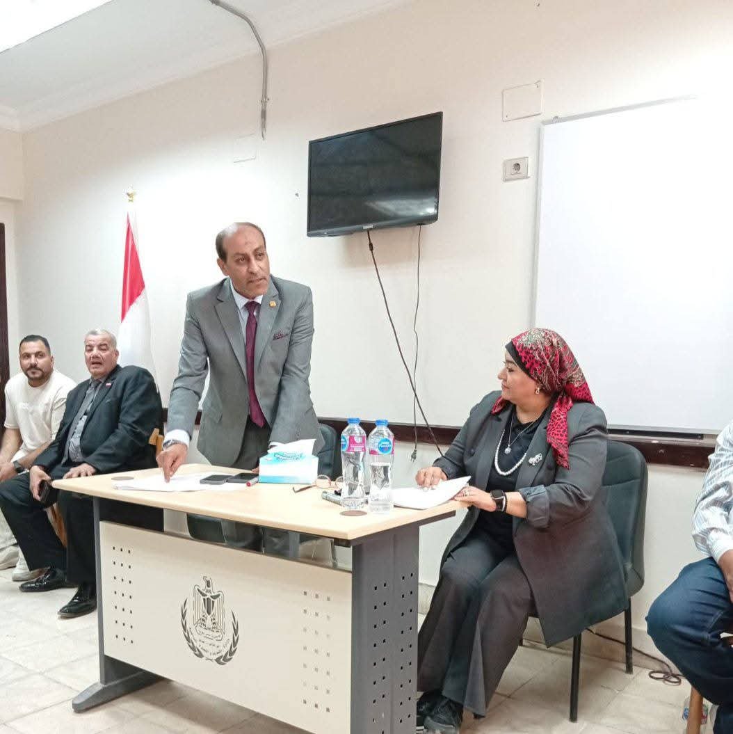 إجتماع  عاجل وموسع لوكيل وزارة التموين بالقليوبية لوضع ضوابط صارمة لضبط الأسواق وتقديم أفضل خدمة للمواطنين