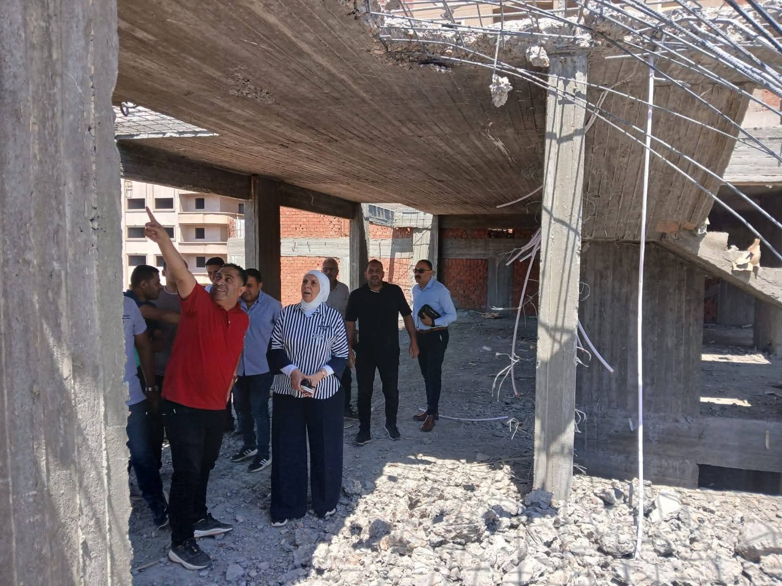 بتوجيهات   محافظ القليوبية.. الأجهزة التنفيذية ببنها تنفذ حالتي إزالة لتعديات ومخالفات بناء على مساحة 150 مترًا ضمن أعمال الموجة 29