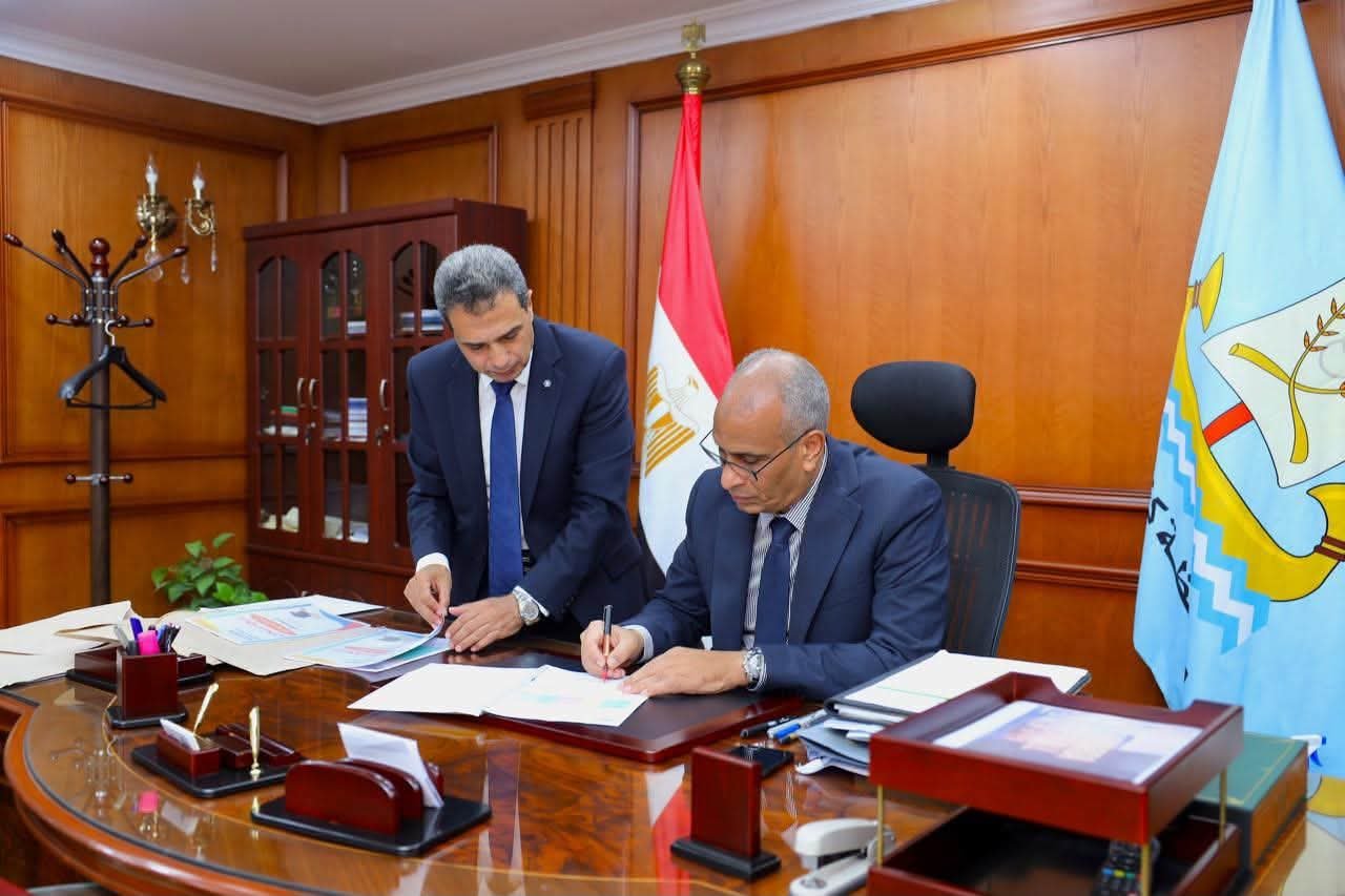 محافظ كفر الشيخ يعتمد نتيجة الشهادة الإعدادية الدور الثاني بنسبة نجاح 90.03%