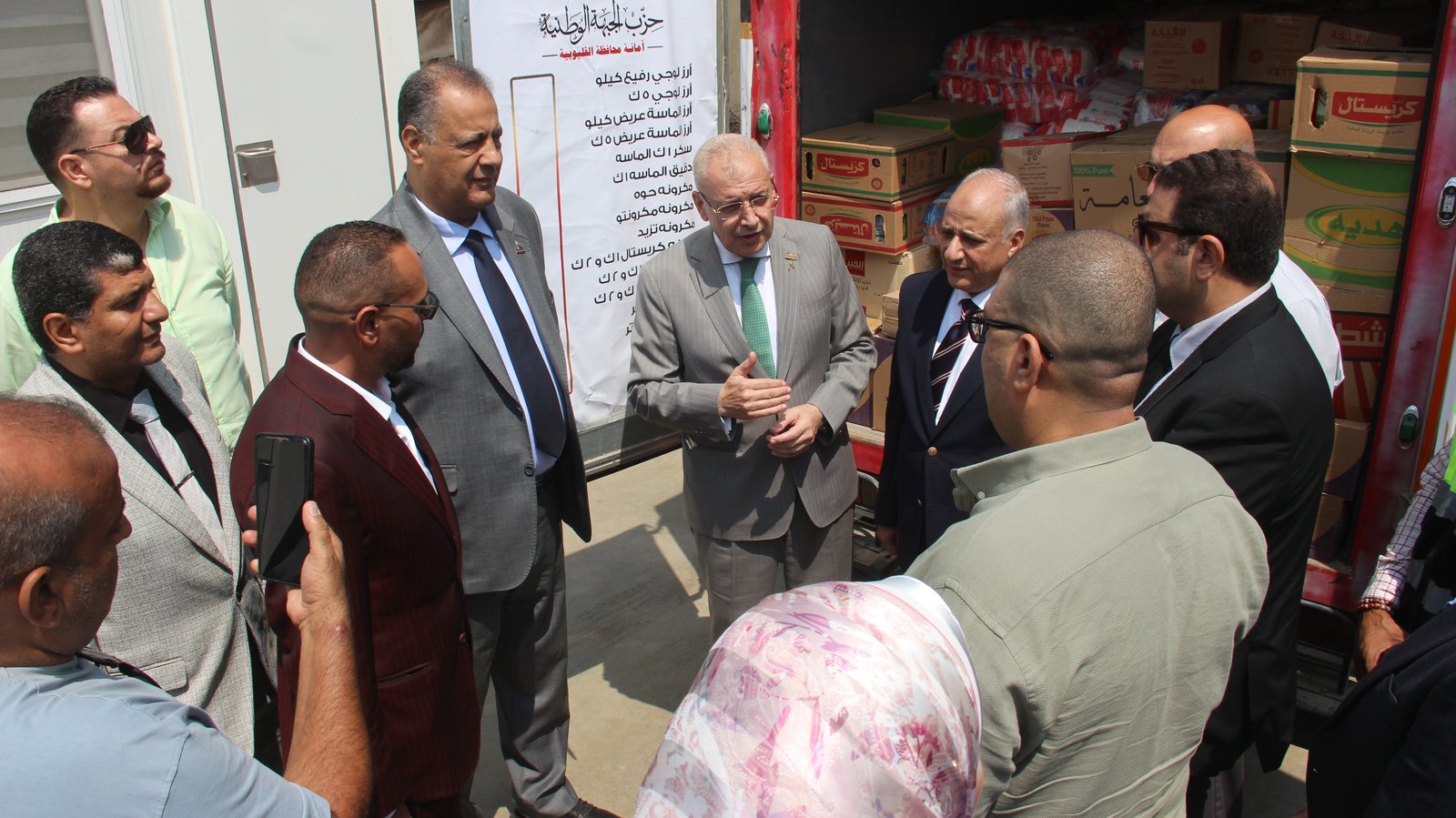 بالصور  انطلاق المرحلة الأولى من مبادرة «الجبهة الوطنية» بالقليوبية لطرح السلع الغذائية المخفضة تحت شعار «الخير لكل مصري ومصرية»